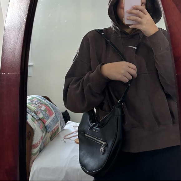 Black faux leather shoulder bag purse - Picture 4 of 6